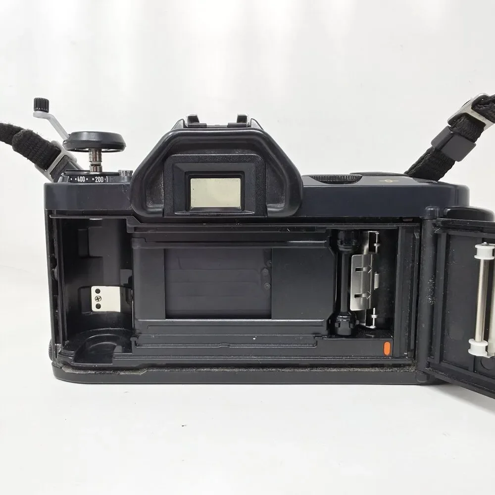 Canon T50 35mm SLR Film Camera with Canon FD 50mm 1:1.8 Lens Tested Working